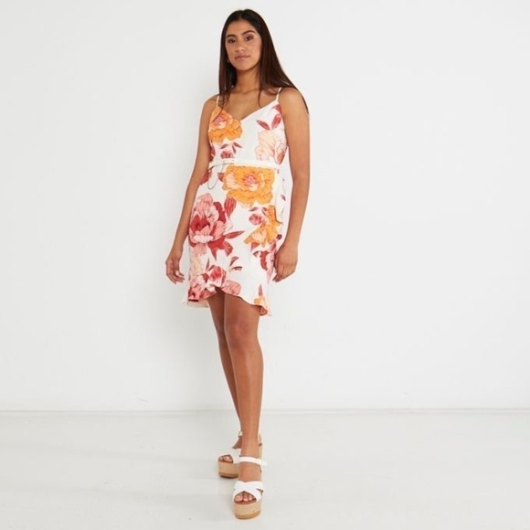 GUESS Juleah Mini Floral Dress in Radiant Poppy Print Ivory size 8 - Picture 16 of 16